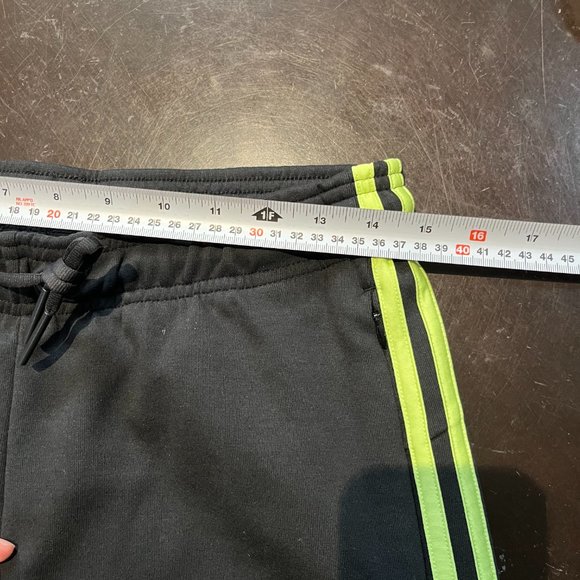 Sz S Adidas Women's Capable of Greatness Joggers - Picture 8 of 8